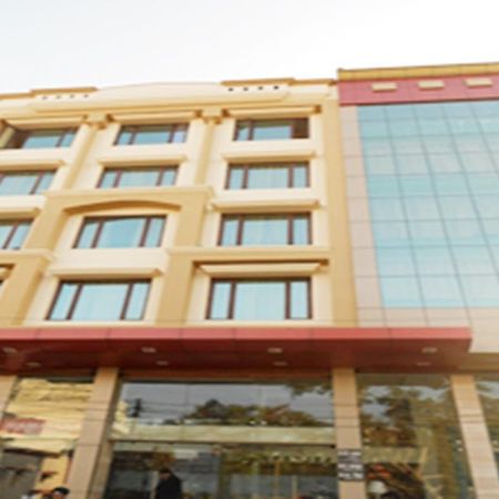 Hotel Crown Palace Allahabad Extérieur photo